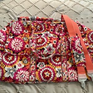 Vera Bradley Grand Traveler Tote Pixie Blooms